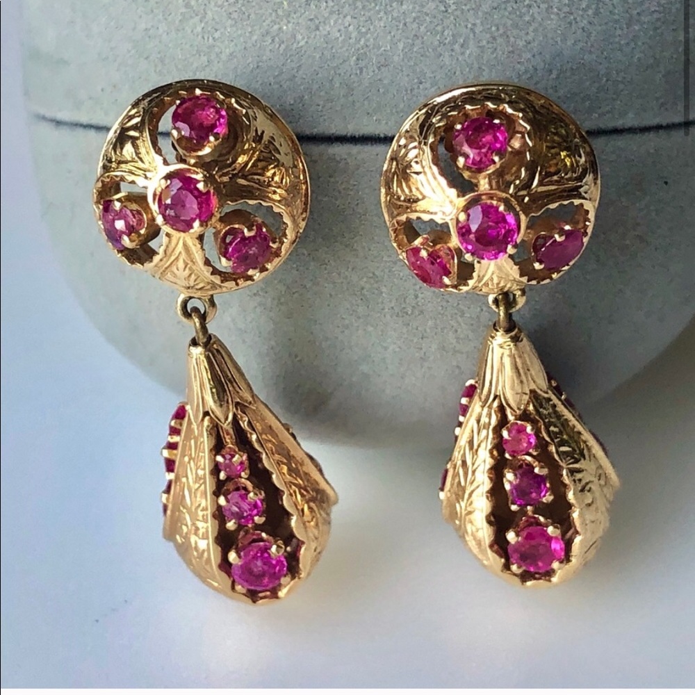 18k Gold Ruby Earrings